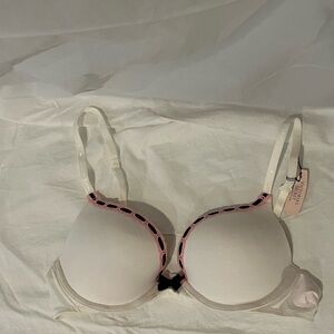 Victoria's Secret White Bra with Pink Lace Trim